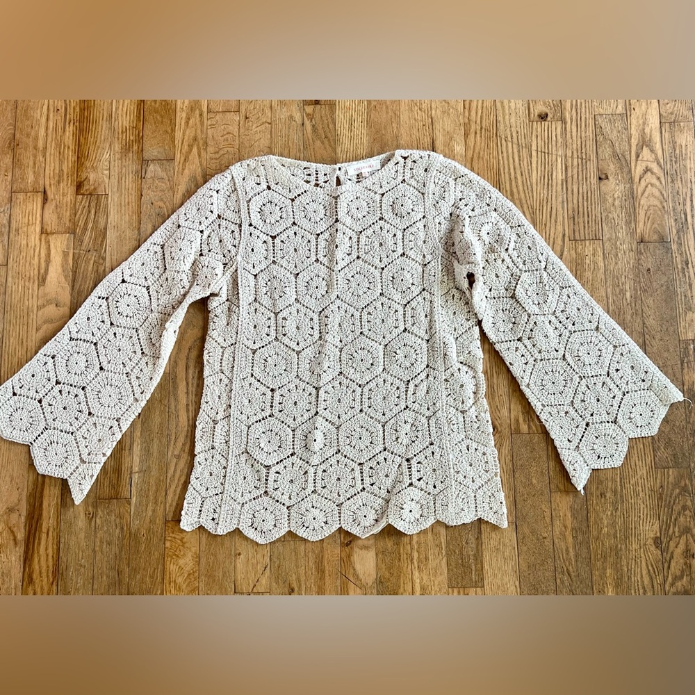 Solitaire White Graphic 3/4 Sleeve Blouse